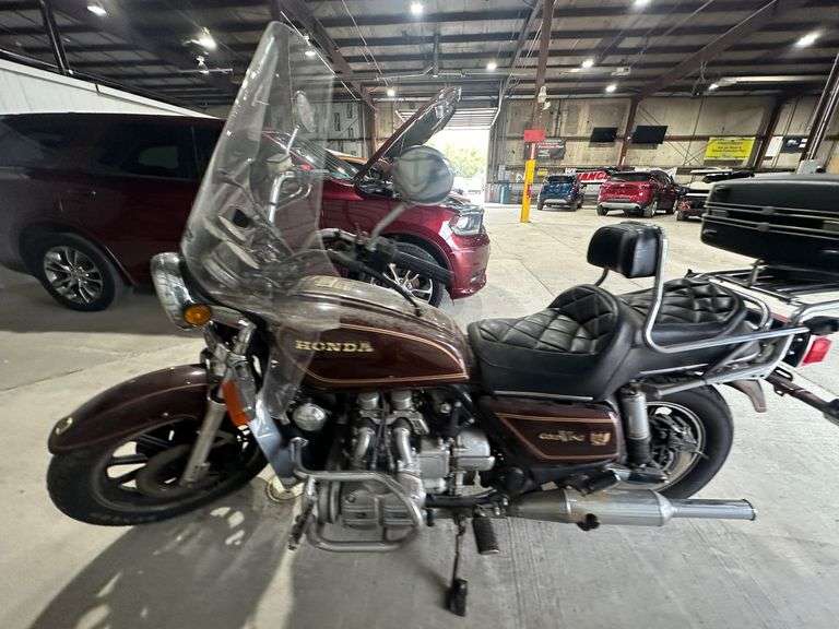 1983 HONDA GL1100 (GOLDWING) - 1HFSC0204DA320280 OVW21372