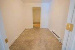 9 +/- Acres w/ House