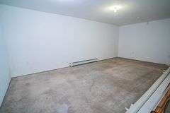 9 +/- Acres w/ House