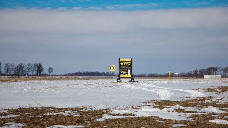 6 +/- ACRES: Shop & Grain Storage