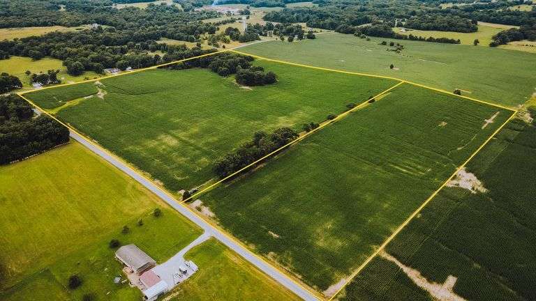 13.5 +/- Acres (NORTH TRACT)
