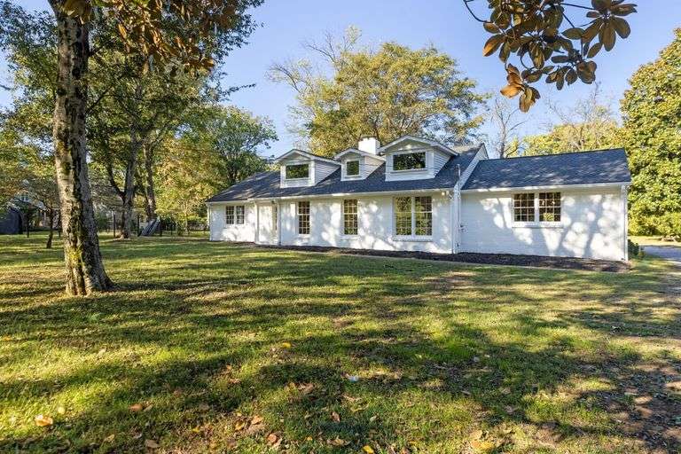 5 BR HOME IN NASHVILLE TN