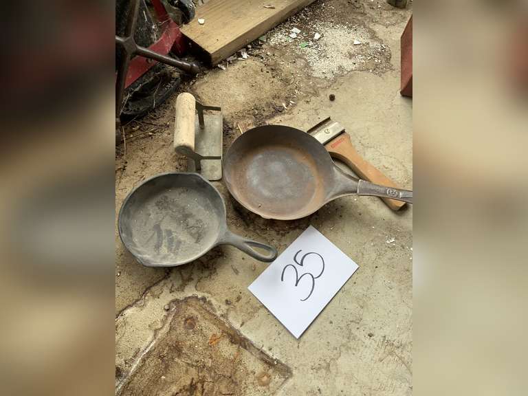 Cast Iron Skillet, Metal Skillet, Sheetrock Tool