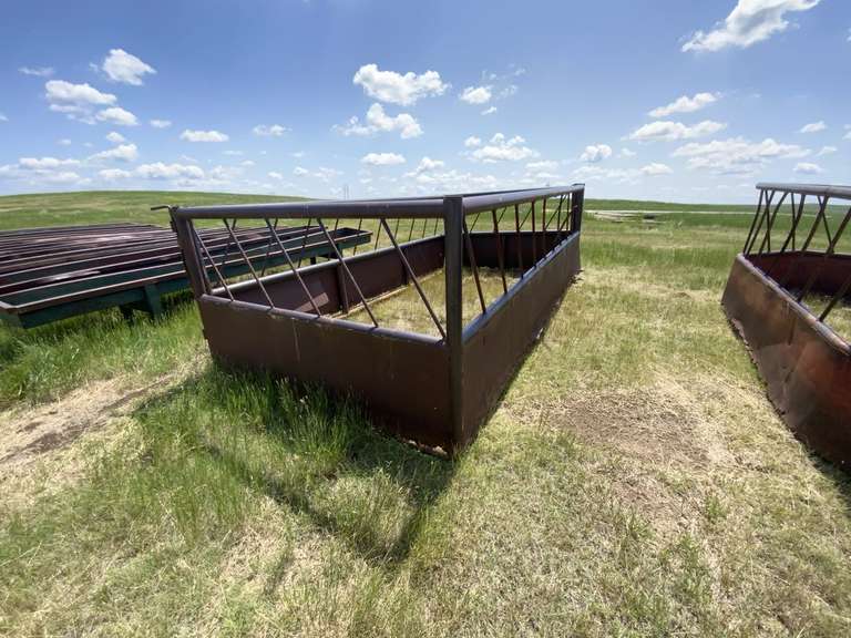 Homemade Rectangular Double Bale Feeder