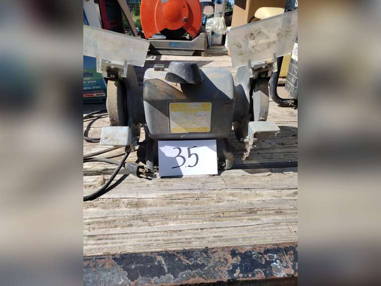 Craftsman bench grinder, 6 inch wheels.
