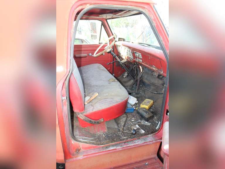Ford 600