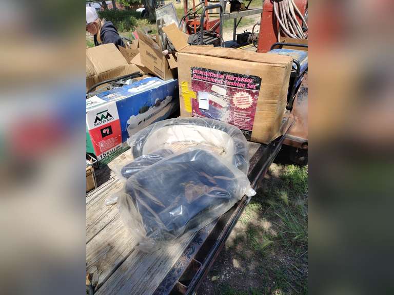 International Harvester replacement seat cushion set