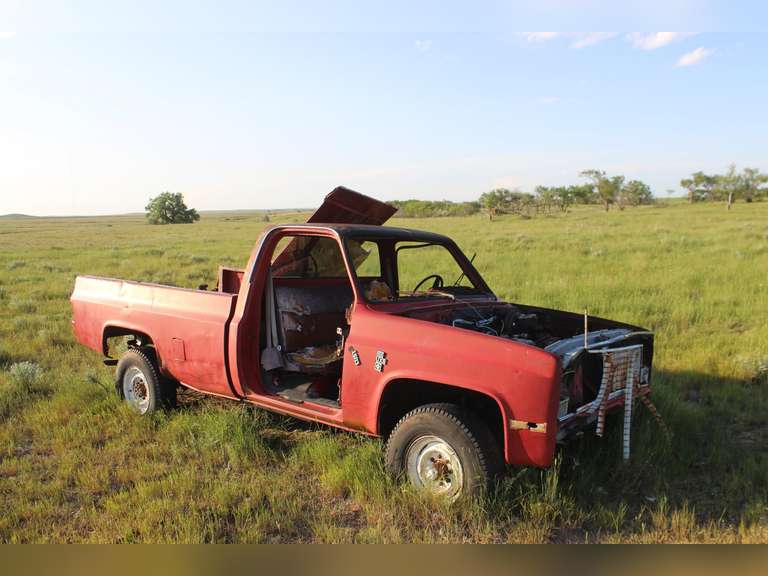 Chevy Custom Deluxe 20 - Red
