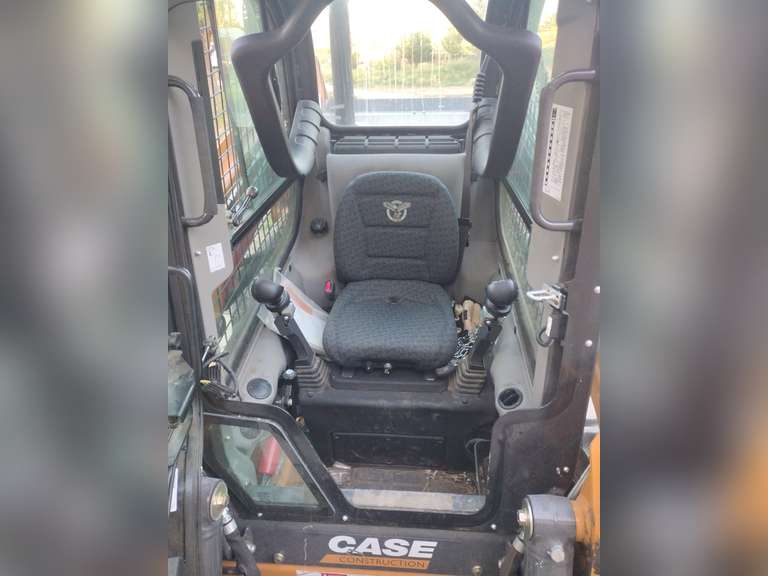 Case SR270 Skid Steer