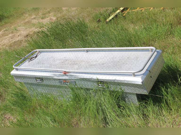Delta Aluminum Pickup Toolbox