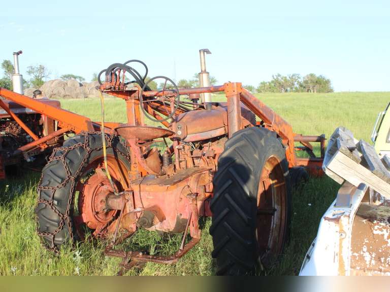 McCormick Farmall Super M