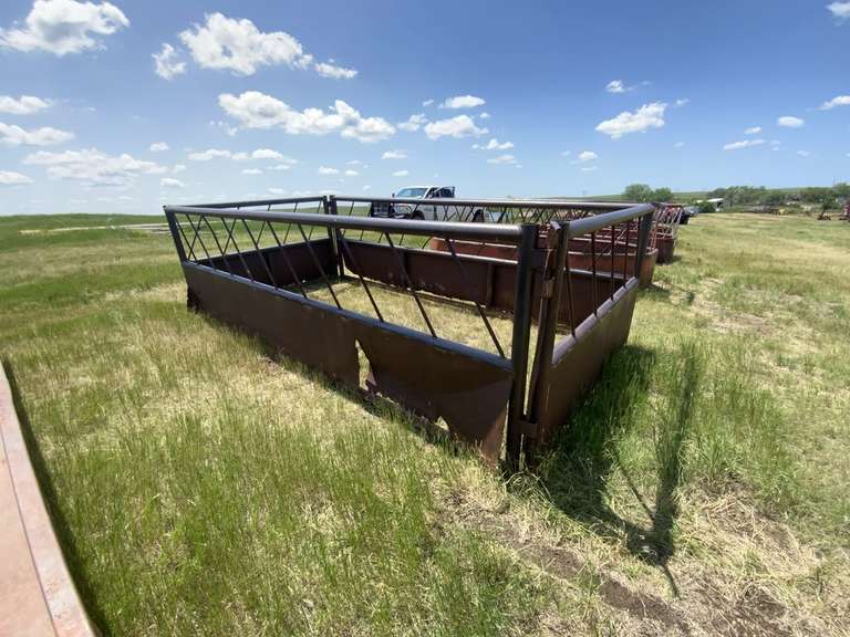 Homemade Rectangular Double Bale Feeder