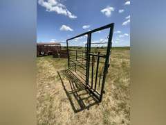Vern's Maternity Head Catch Gate