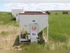T & S Trip Hopper Range Feeder
