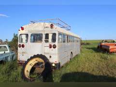 GMC Bus - Silver