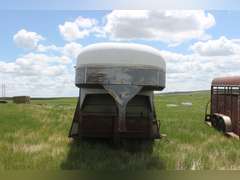 Flying-L Horse Trailer