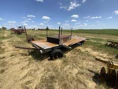 Hay Wagon w/ Metal Table