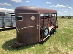 W-W Bumper Pull Horse Trailer