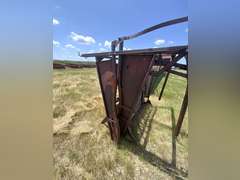 Manual Squeeze Chute