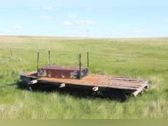 Hay Wagon w/ Metal Table