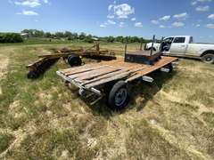 Hay Wagon w/ Metal Table