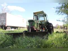 John Deere 4020 w/ 10' Adjustable Dozer