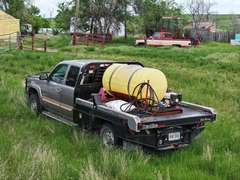 Chevy 2500 w/ Deweze Balebed