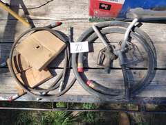 Hydraulic hoses, fuel hose, fuel nozzles, pulley belts #855650