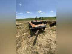 Hay Wagon w/ Metal Table