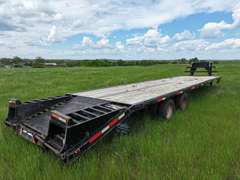 2002 Delta Flatbed Trailer