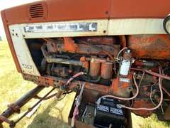 International 806 Farmall Tractor
