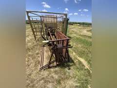 Cow Country Calf Table