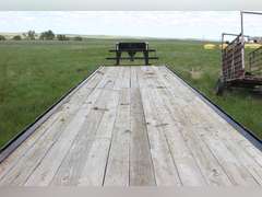 2002 Delta Flatbed Trailer