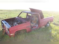 Chevy Custom Deluxe 20 - Red