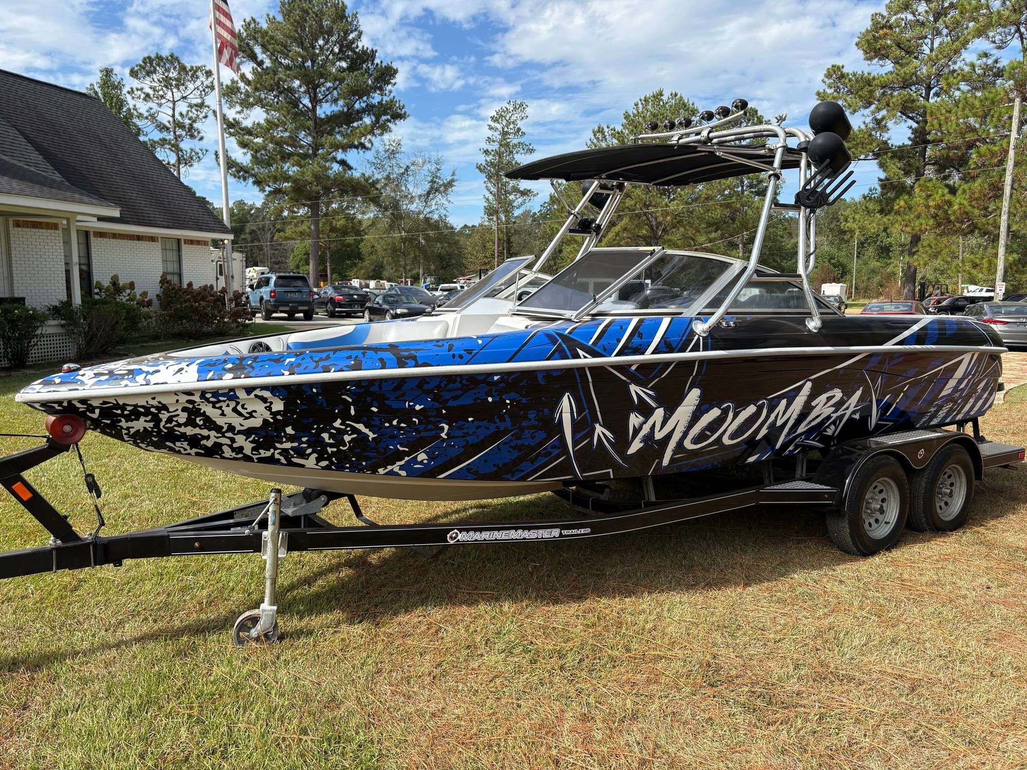 2000 Moomba Mobius V-Drive Ski Boat (809 Hours) - JJ Merchant LLC