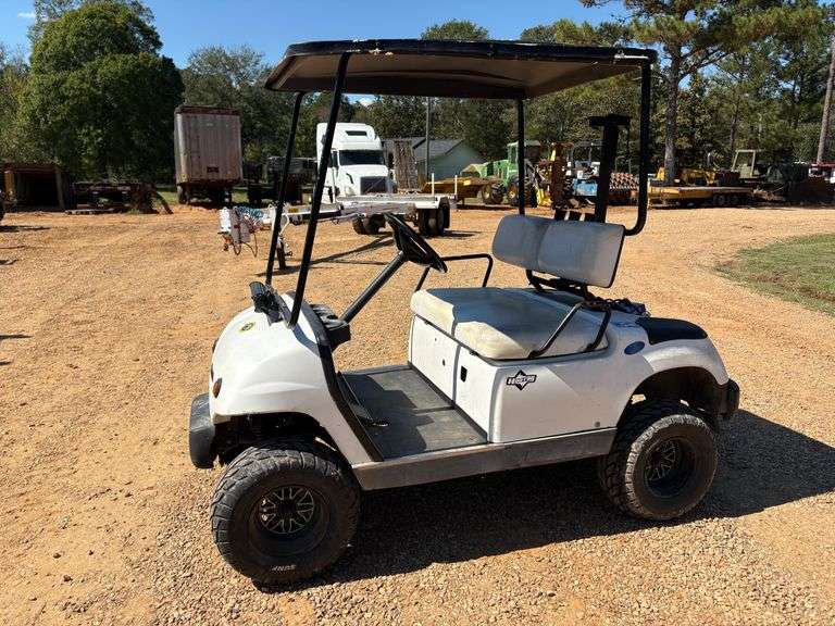 2000 Yamaha G19E Electric Golf Cart w/ Charger