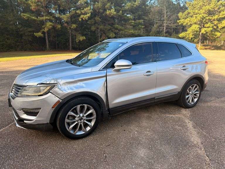 2015 Lincoln MKC 4 Door SUV (167,496 Miles)