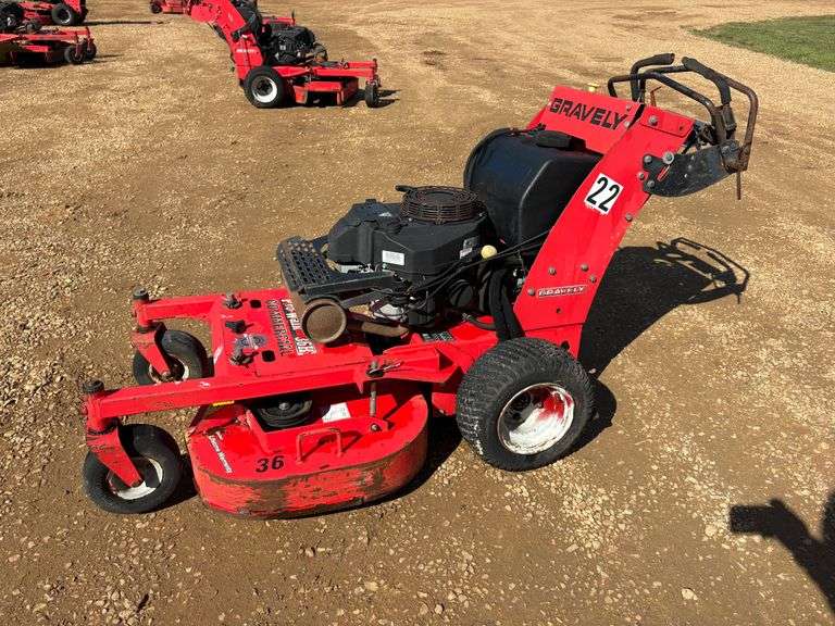 2015 Gravely Pro Walk Commercial Mower (622 Hours) #13