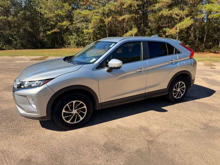 2020 Mitsubishi Eclipse Cross ES 4 Door SUV (76,826 Miles)