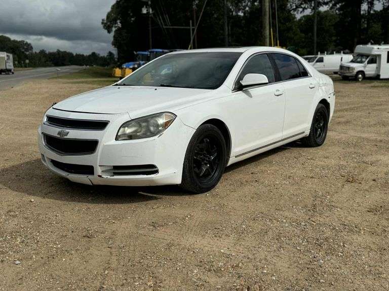 2010 Chevrolet Malibu 4 Door Sedan (165,153 Miles)