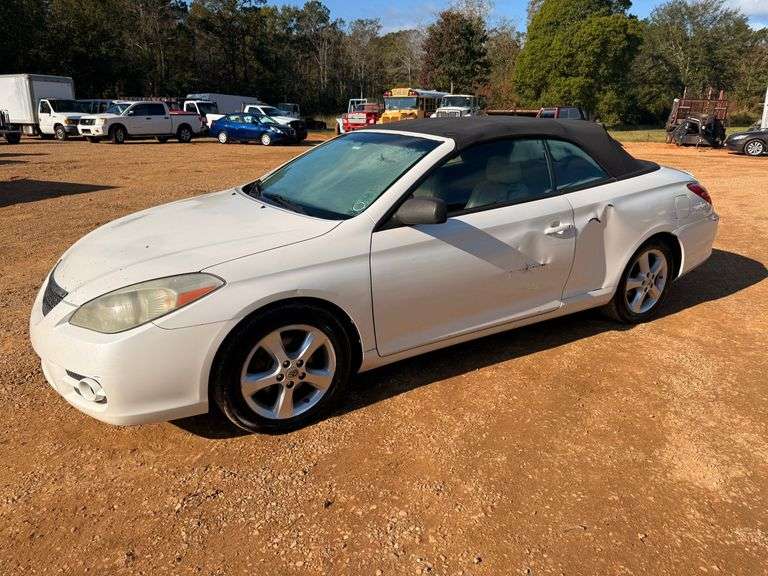 2008 Toyota Camry Solara SLE 2 Door Convertible Coupe (235,320 Miles)