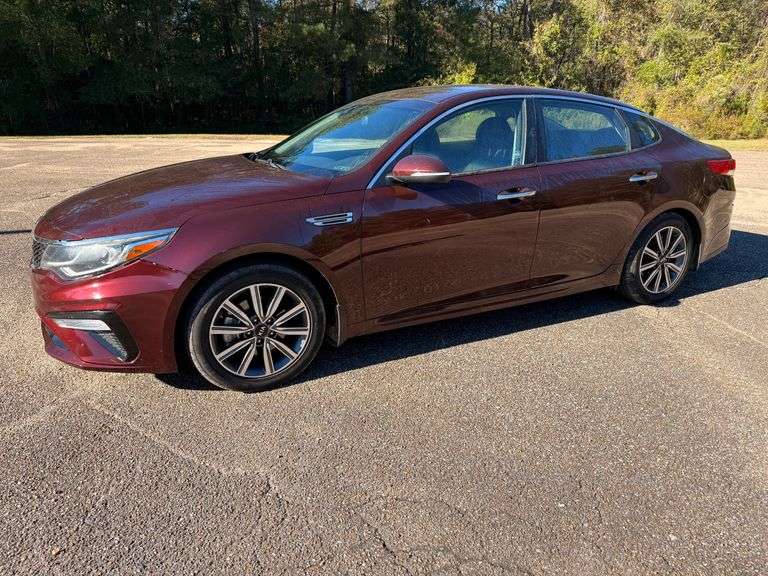 2019 Kia Optima 4 Door Sedan (123,935 Miles)
