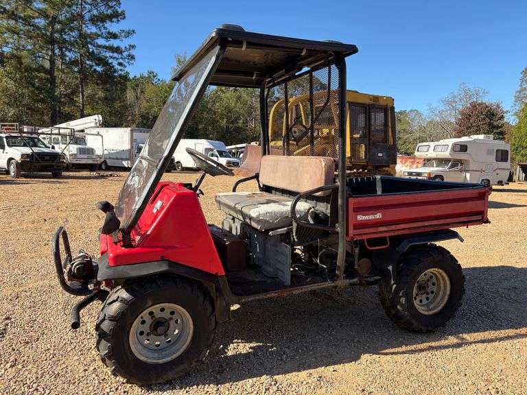 Kawasaki KAF620 UTV w/ Dump Bed (2,225 Hours)