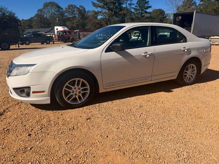 2012 Ford Fusion S 4 Door SUV (98,840 Miles)