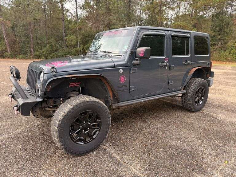 2016 Jeep Wrangler Sport 4x4 4 Door SUV (139,432 Miles)