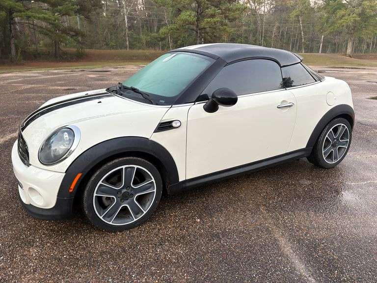2015 Mini Coupe 2 Door Hard Top (128,243 Miles)