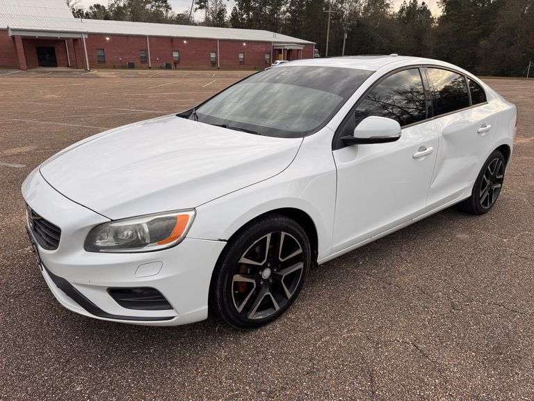 2018 Volvo S60 T5 4DR Sedan - 178,408 Miles