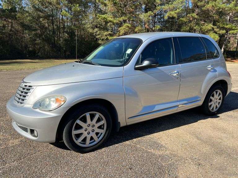 2010 Chrysler PT Cruiser Sedan (47,688 Miles)