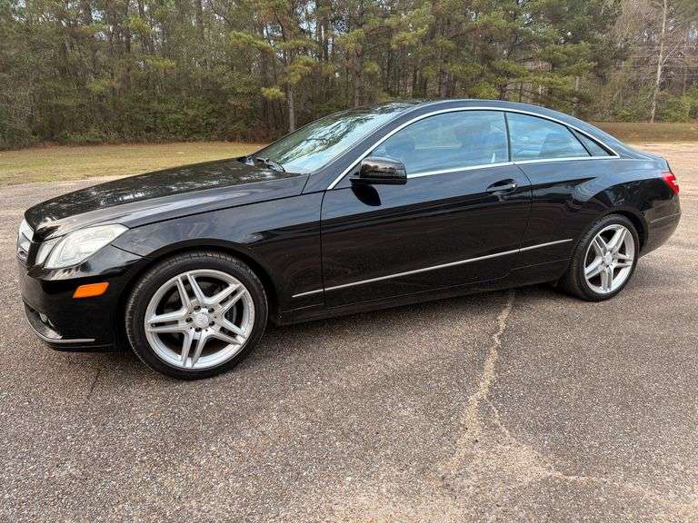 2011 Mercedes-Benz E350 4 Door Sedan (99,988 Miles)