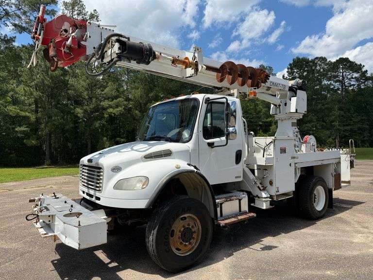 2010 Freightliner Business Class M2 106 AWD Digger Derrick Truck (106,199 Miles)